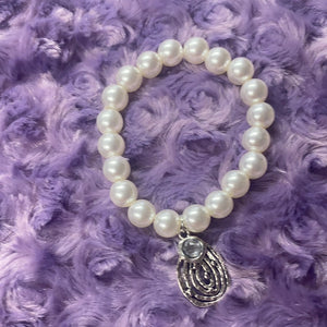 Pearl Stretch Bracelet with Teardrop Pendant